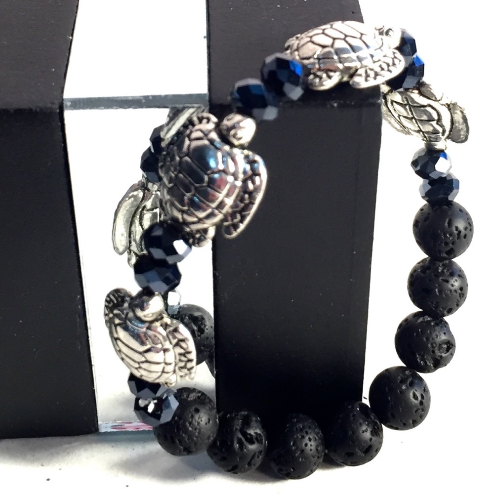 Sea Turtle Stretch Diffuser Bracelet.